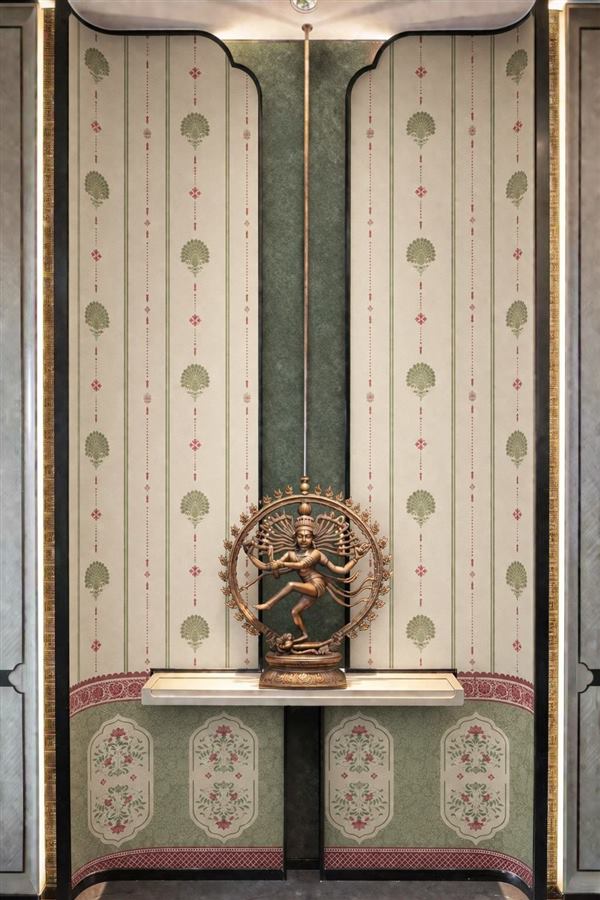 Peacock & Petals temple wallpaper – The Wall Chronicles